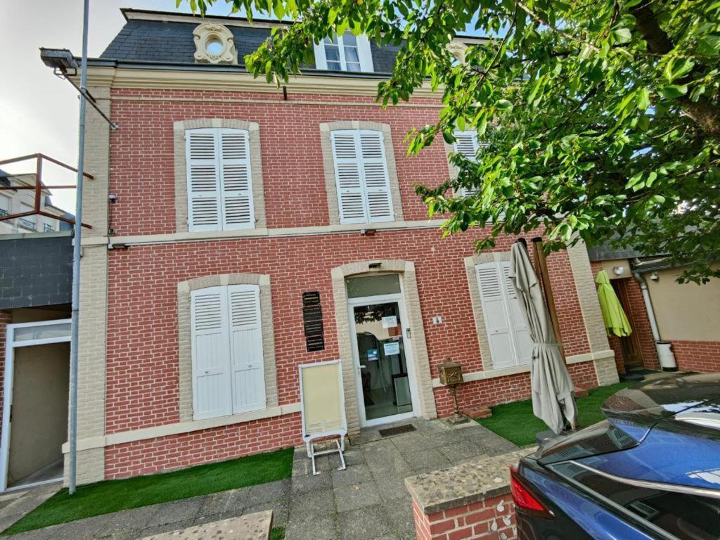 Appartement En Residence Gisors Exterior foto